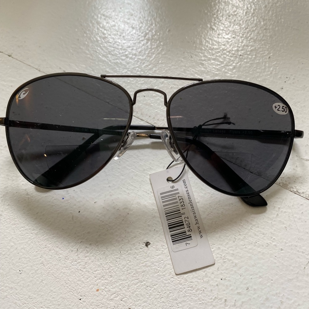 Hawaiian Lens - Picture 1 of 5
